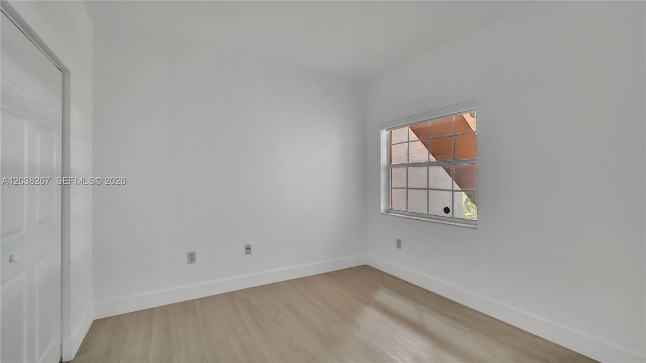 2421 NW 96th Ter, Unit 20I, Pembroke Pines, FL 33024 Photo