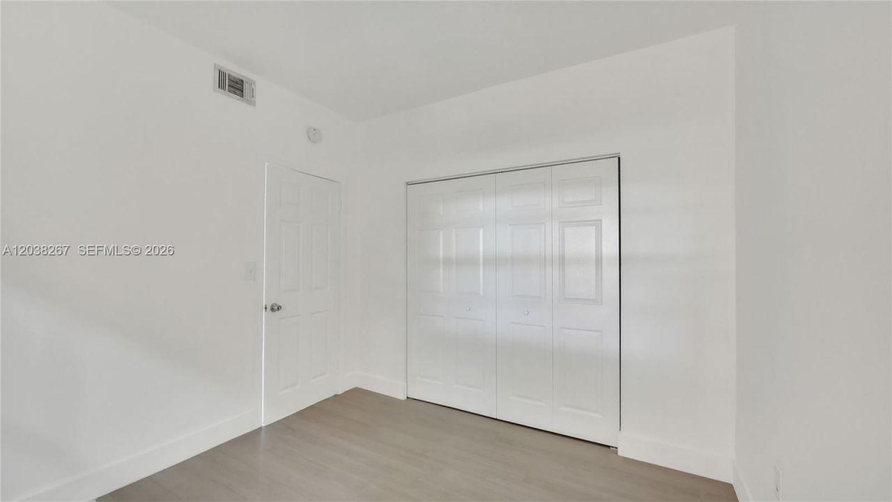2421 NW 96th Ter, Unit 20I, Pembroke Pines, FL 33024 Photo