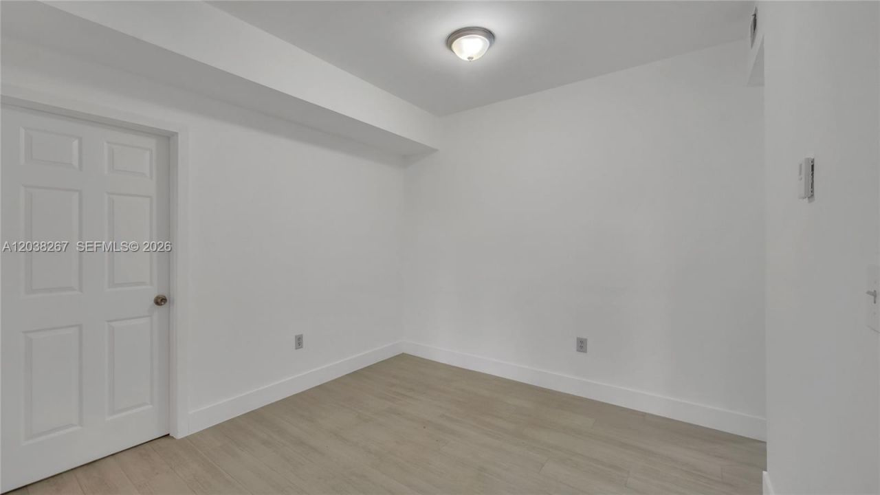 2421 NW 96th Ter, Unit 20I, Pembroke Pines, FL 33024 Photo