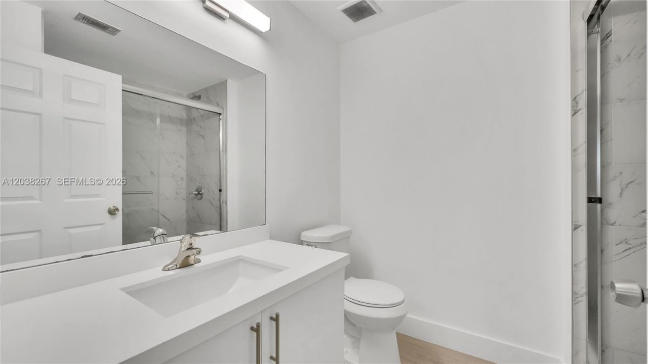 2421 NW 96th Ter, Unit 20I, Pembroke Pines, FL 33024 Photo