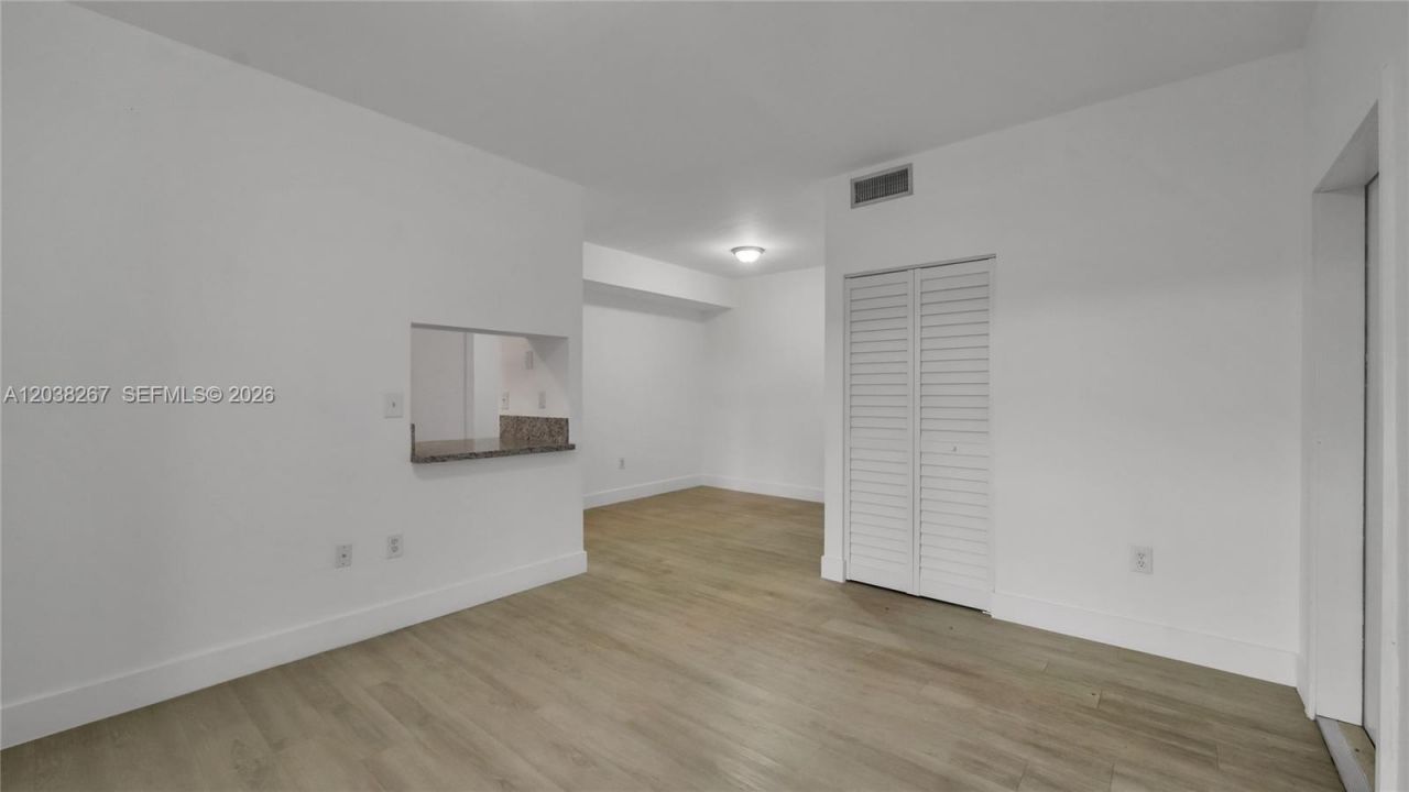 2421 NW 96th Ter, Unit 20I, Pembroke Pines, FL 33024 Photo
