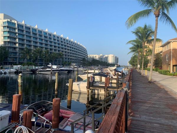 2961 NE 185th St, Unit 1601, Aventura, FL 33180