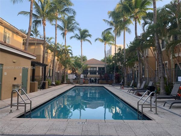 2961 NE 185th St , Unit 1601, Aventura, FL 33180