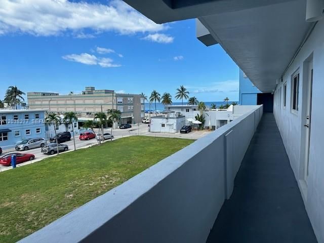 320 S Surf Rd , Unit 305, Hollywood, FL 33019 Photo