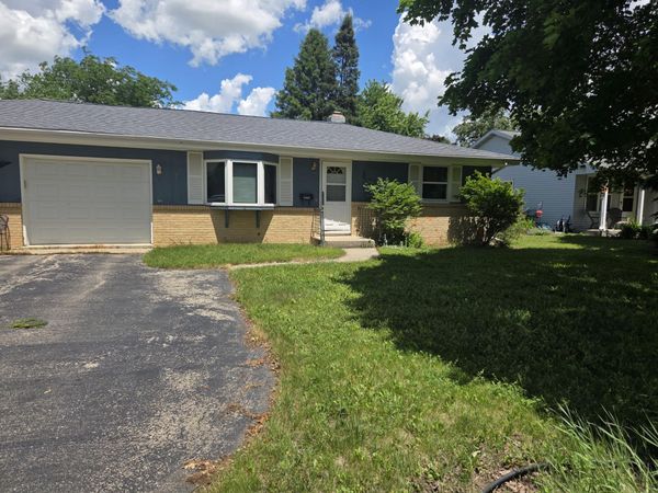 719 Holland Ave, Unit 2, Delavan, WI 53115