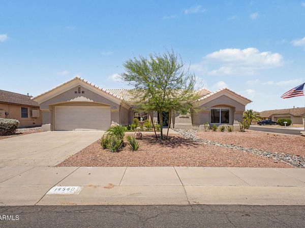 14640 W BUTTONWOOD Drive, Sun City West, AZ 85375