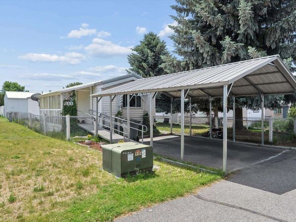 2201 N Craig Rd, Spokane, WA 99224