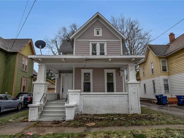 147 Grand Street , Lockport, NY 14094