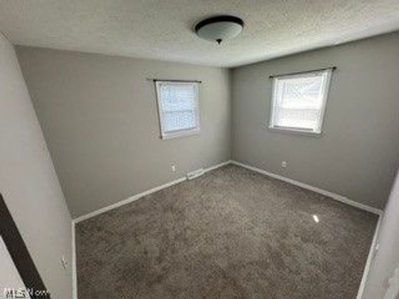 7526 Holly Drive, Mentor on the Lake, OH 44060 Photo 10
