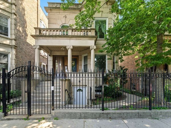 2337 N Sawyer Avenue, Chicago, IL 60647