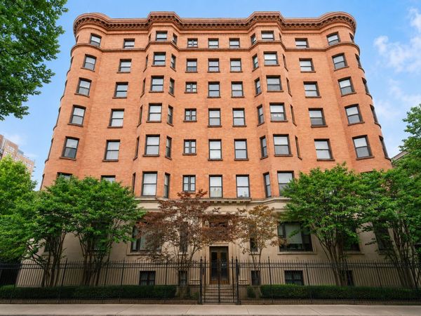 1210 N Astor Street , Unit 3B, Chicago, IL 60610