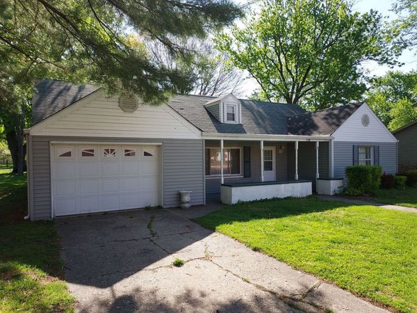 226 N Illinois Street , Atwood, IL 61913