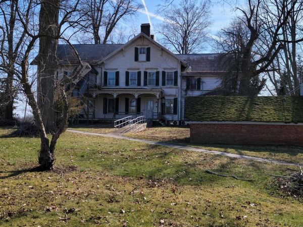 184-186 State Route 34, Holmdel, NJ 07733