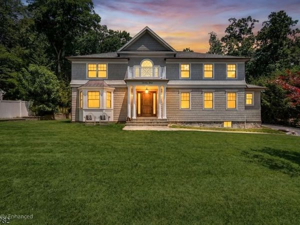 23 Forest Way, Hanover, NJ 07950