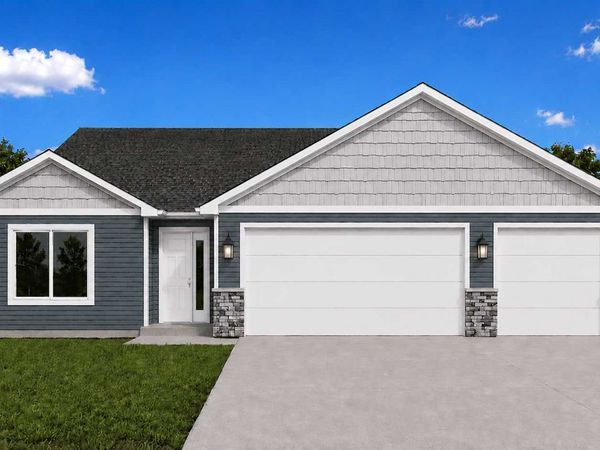 867 Goves Way, Madelia, MN 56062