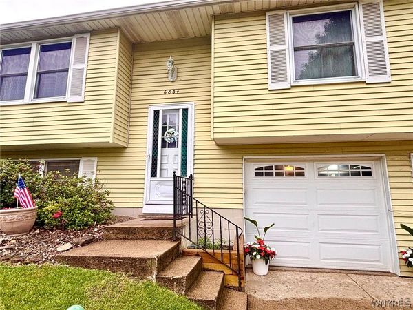 6834 Nettle Creek Drive , Derby, NY 14047