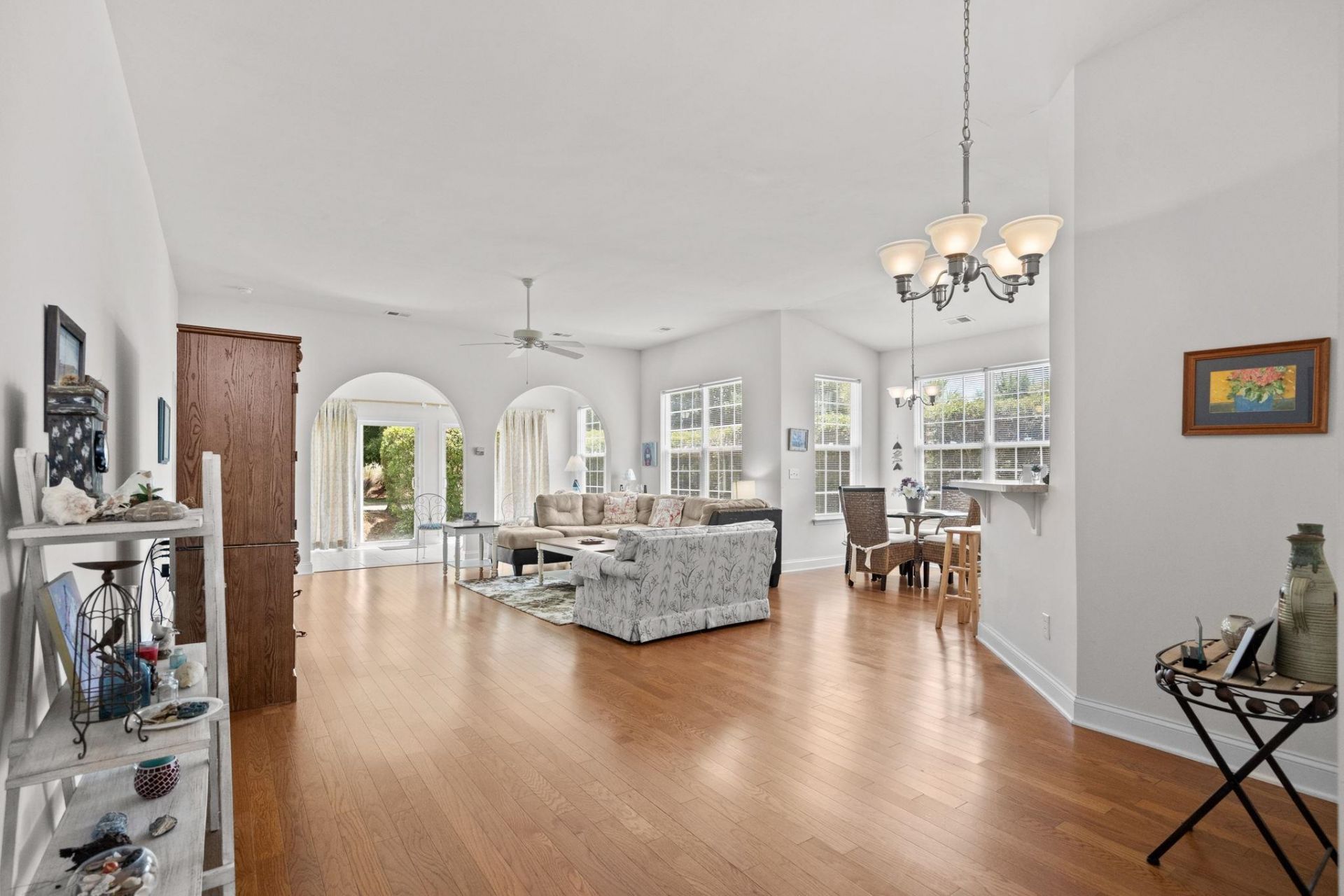 500 Chapel Hill Ct.  Photo 8