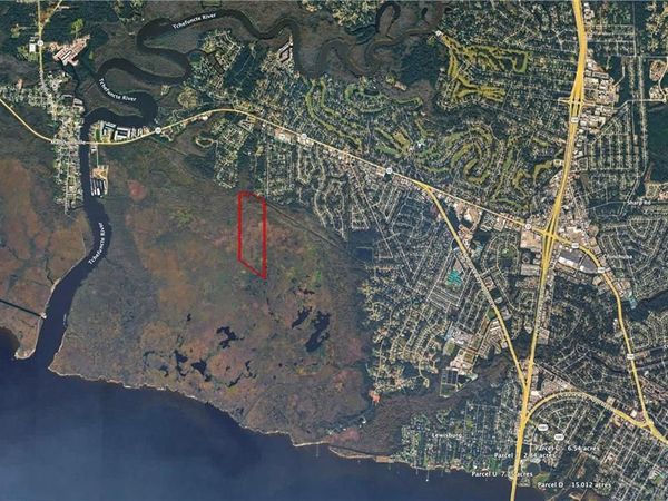NA , Mandeville, LA 70471