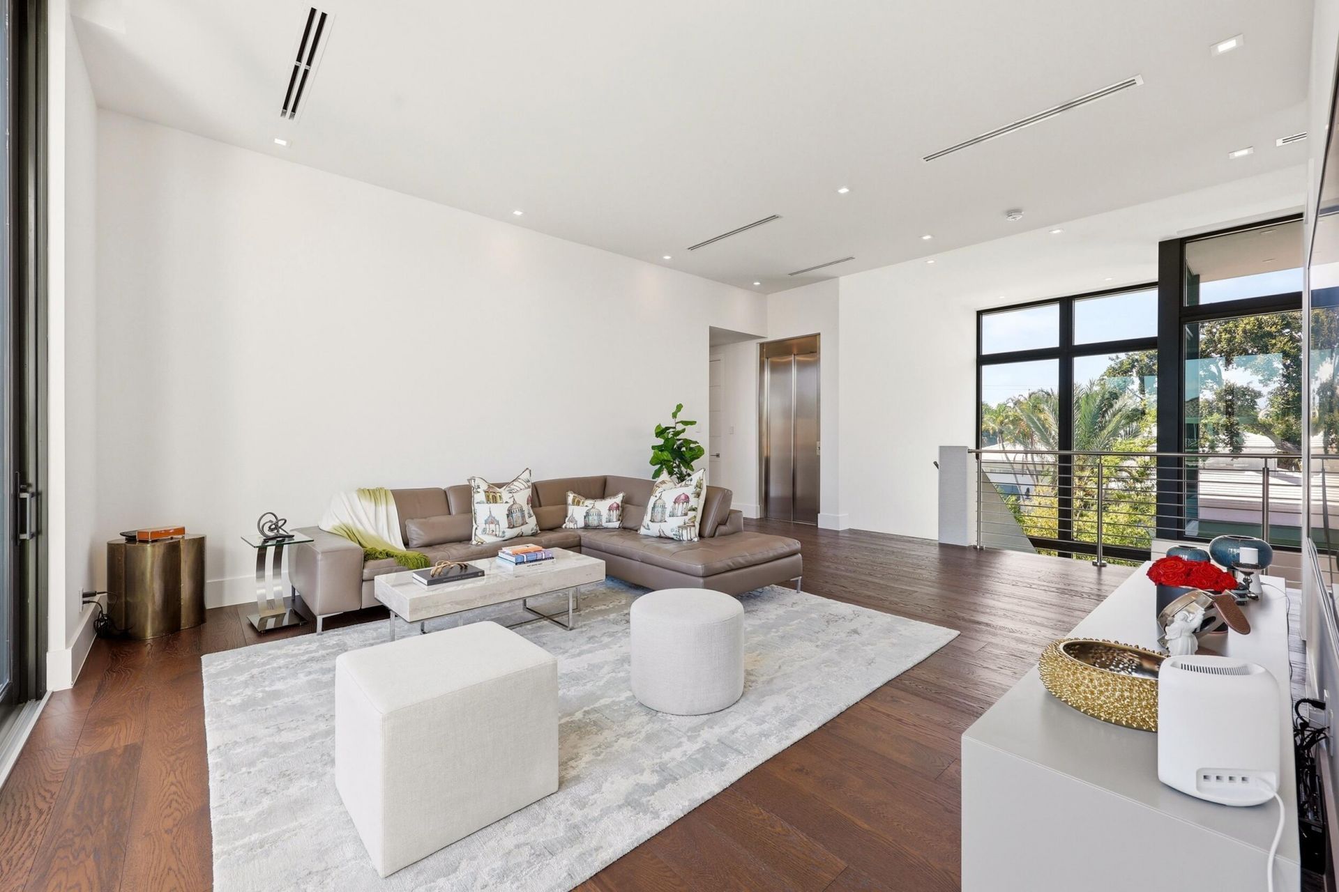 2863 NE 27th Street, Fort Lauderdale, FL 33306 Photo