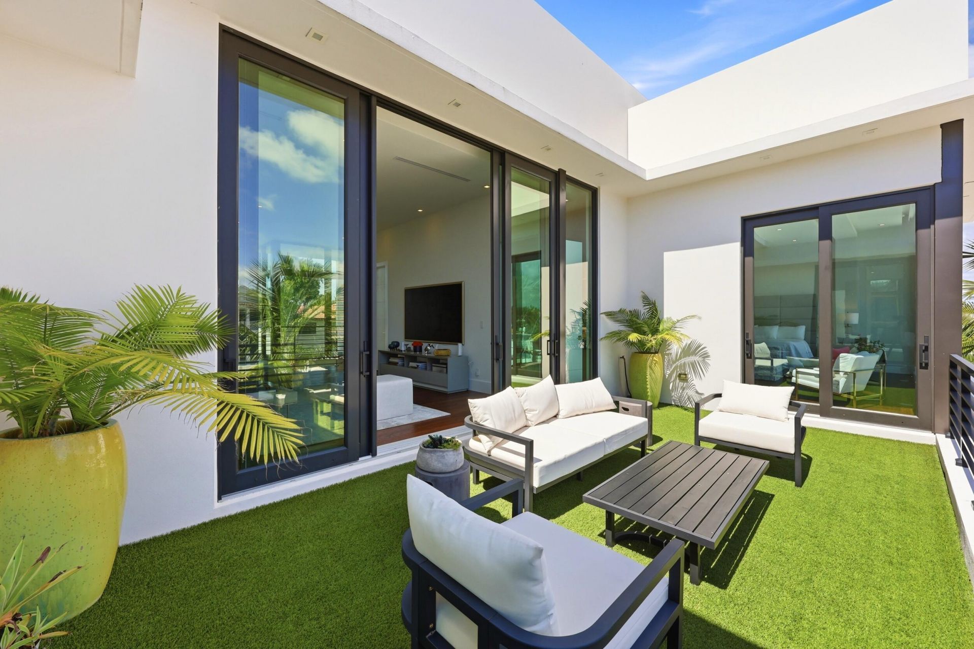 2863 NE 27th Street, Fort Lauderdale, FL 33306 Photo