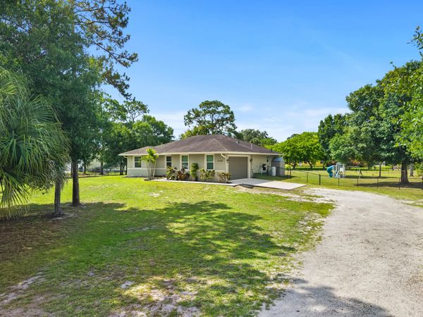 13398 N 57th Pl Place N, The Acreage, FL 33411
