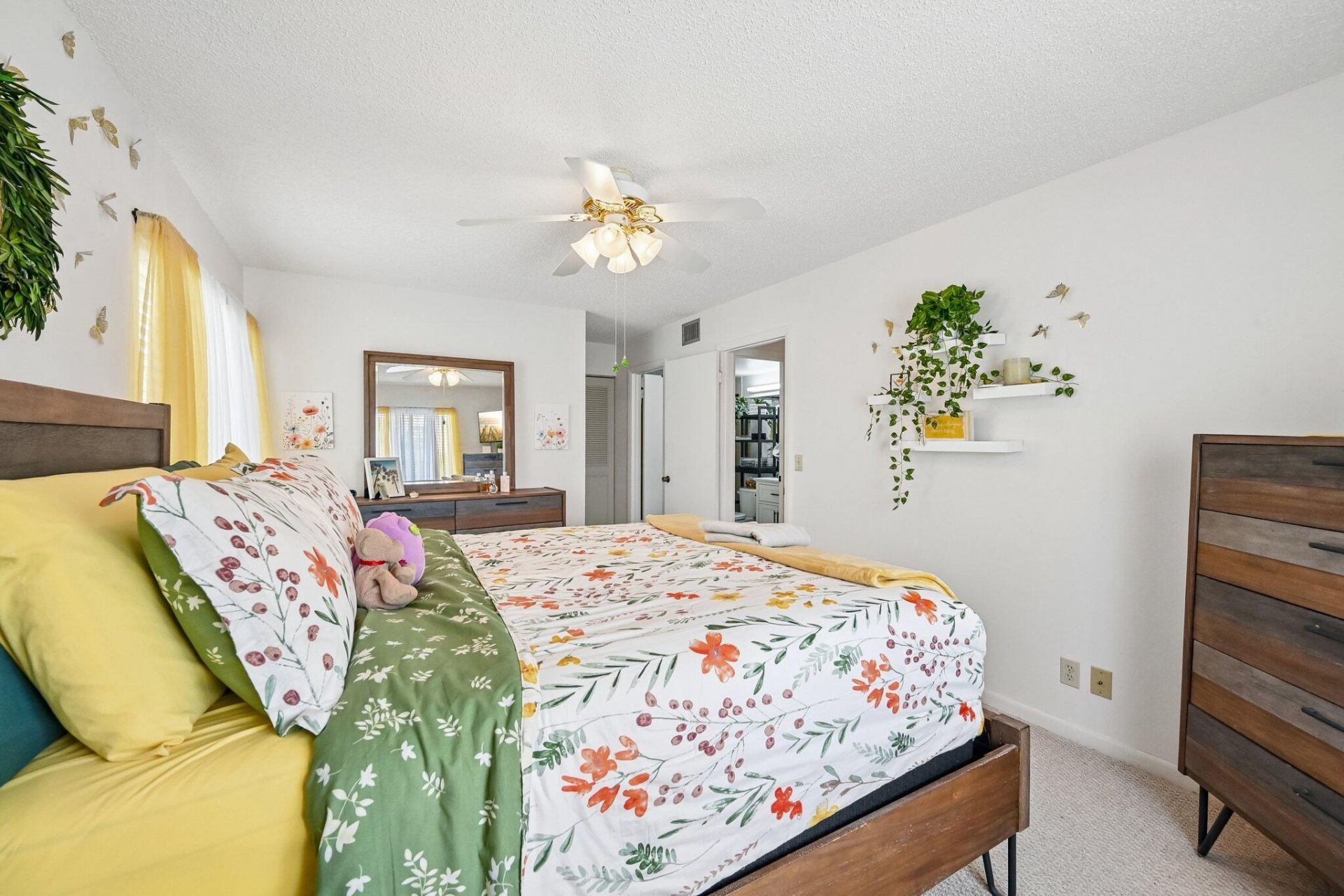 5901 Whispering Pine Way, Unit C-2, Greenacres, FL 33463 Photo