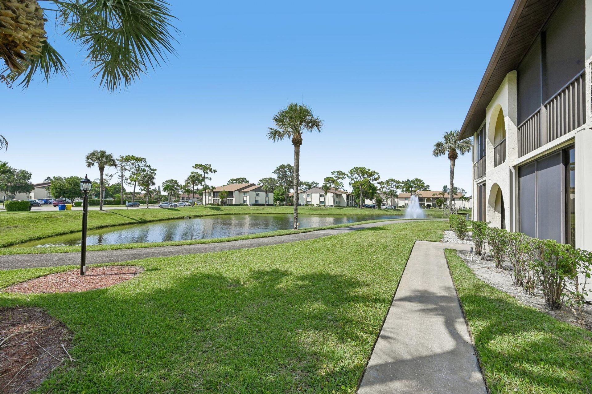 5901 Whispering Pine Way, Unit C-2, Greenacres, FL 33463 Photo