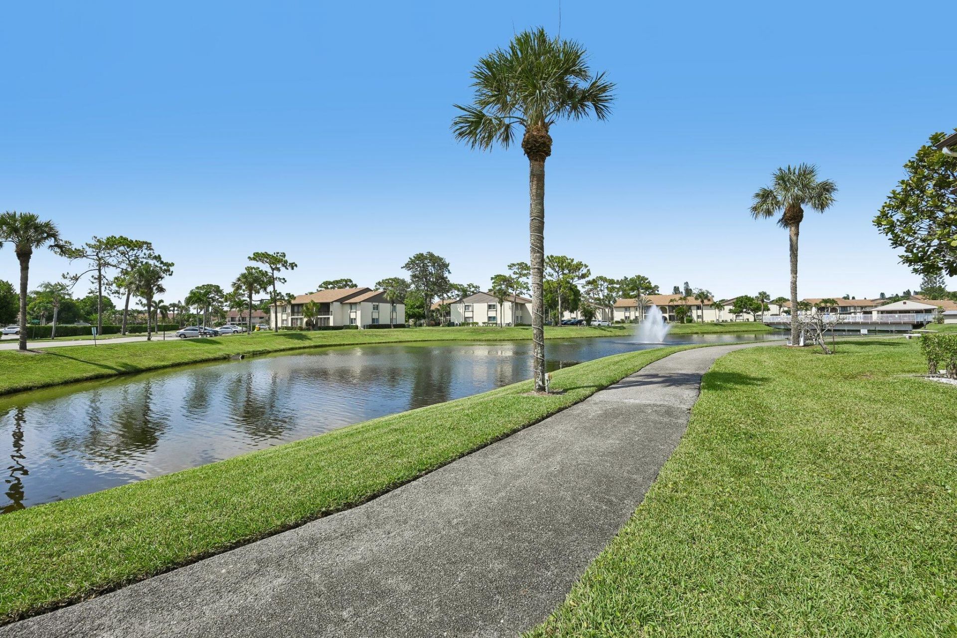 5901 Whispering Pine Way, Unit C-2, Greenacres, FL 33463 Photo