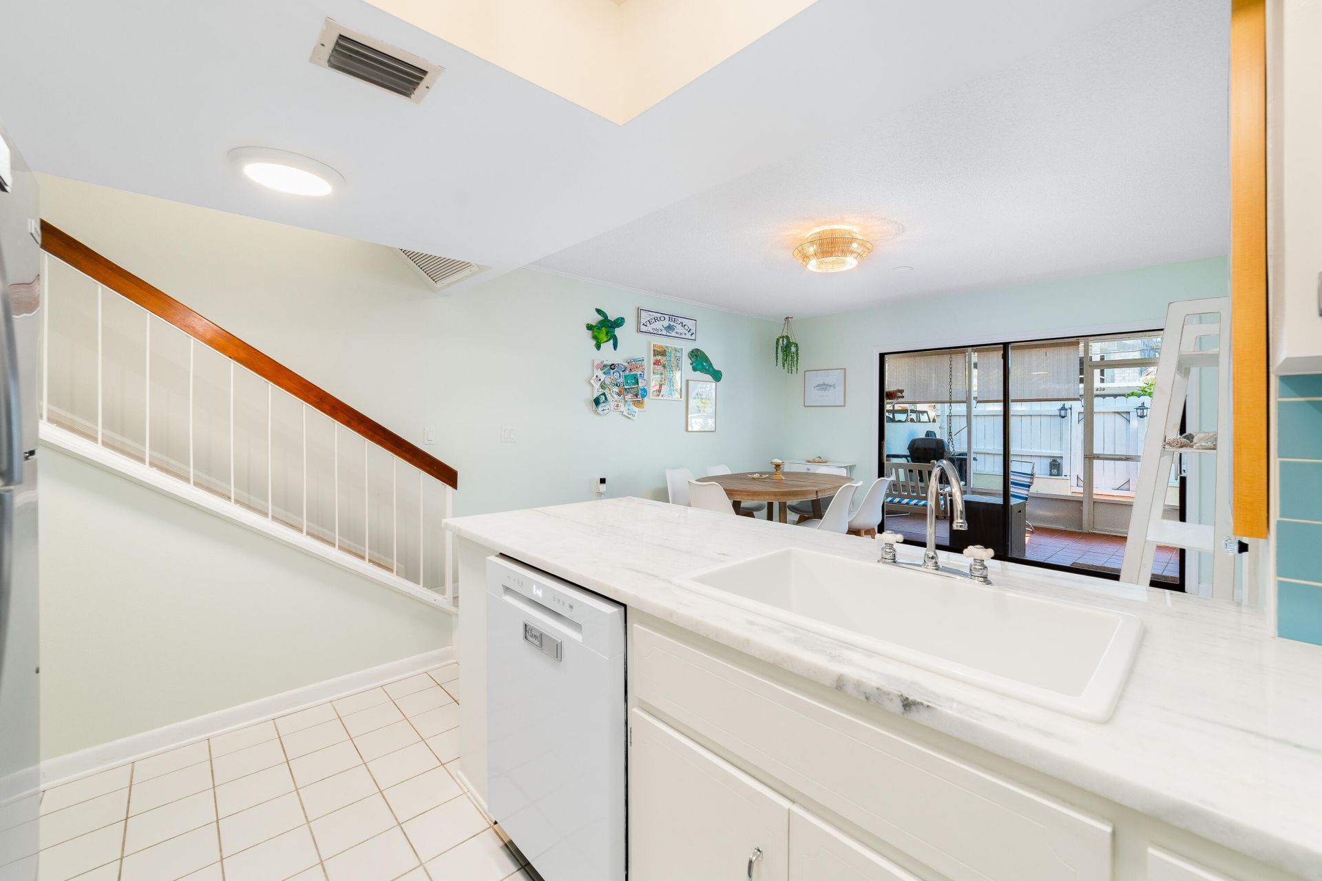 839 Camelia Lane, Unit 8, Vero Beach, FL 32963 Photo