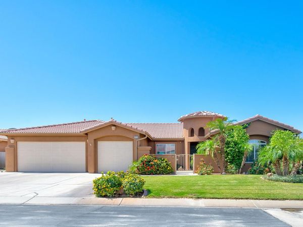 81129 La Reina Circle, Indio, CA 92201