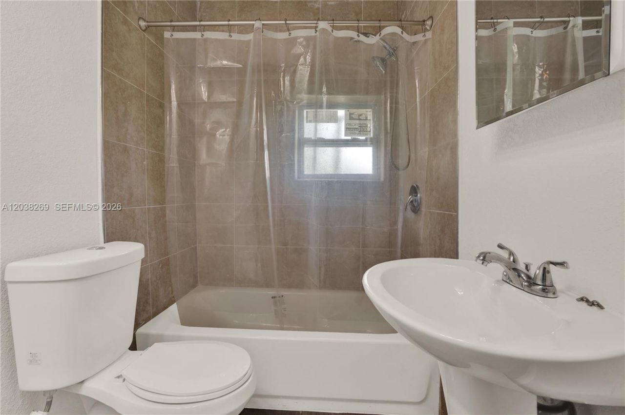 26620 SW 138th Ct, Unit B, Homestead, FL 33032 Photo