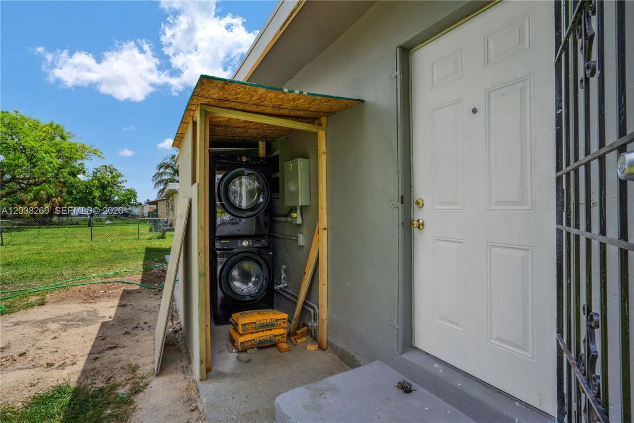 26620 SW 138th Ct, Unit B, Homestead, FL 33032 Photo