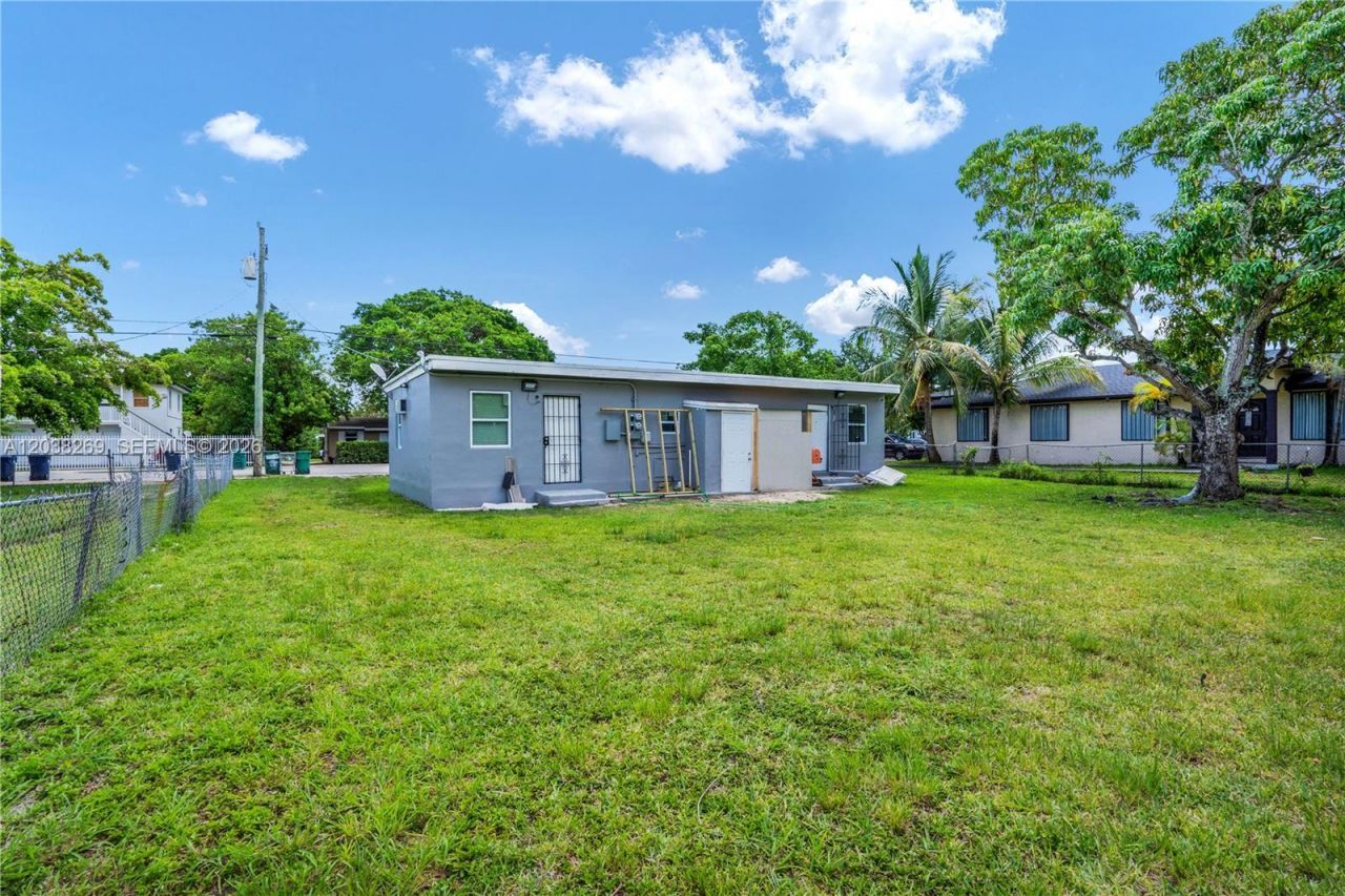 26620 SW 138th Ct, Unit B, Homestead, FL 33032 Photo