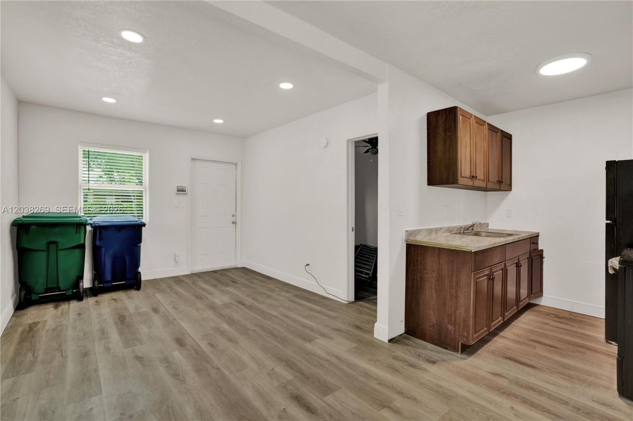 26620 SW 138th Ct, Unit B, Homestead, FL 33032 Photo