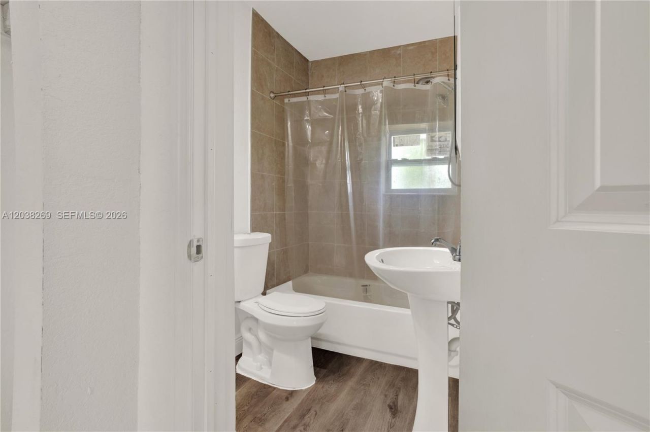 26620 SW 138th Ct, Unit B, Homestead, FL 33032 Photo