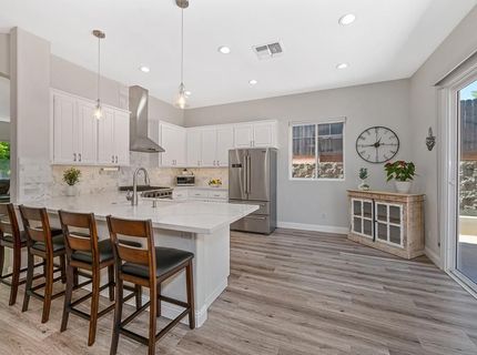1010 Thompson Cir, Folsom, CA 95630 Photo