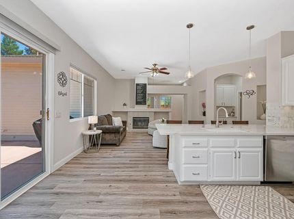 1010 Thompson Cir, Folsom, CA 95630 Photo