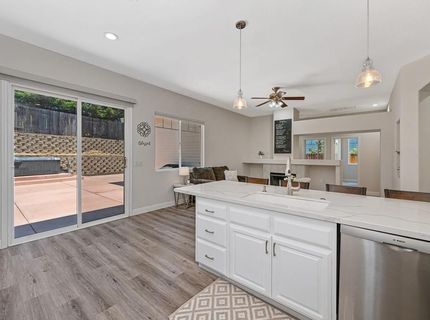 1010 Thompson Cir, Folsom, CA 95630 Photo