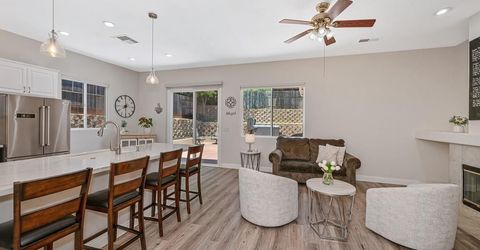 1010 Thompson Cir, Folsom, CA 95630 Photo