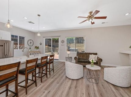 1010 Thompson Cir, Folsom, CA 95630 Photo