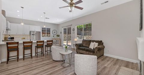 1010 Thompson Cir, Folsom, CA 95630 Photo