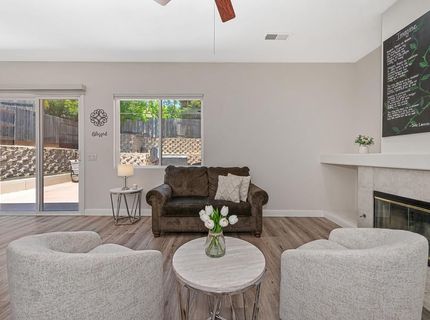 1010 Thompson Cir, Folsom, CA 95630 Photo