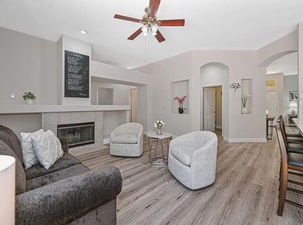1010 Thompson Cir, Folsom, CA 95630 Photo