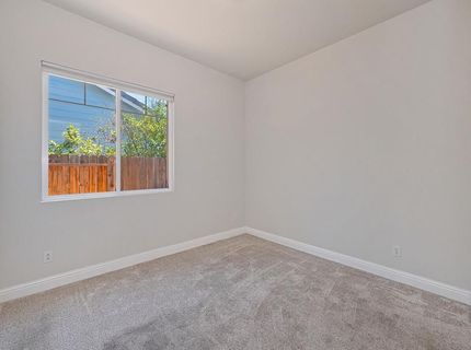 1010 Thompson Cir, Folsom, CA 95630 Photo