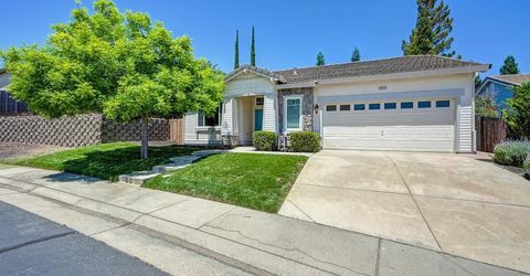 1010 Thompson Cir, Folsom, CA 95630 Photo
