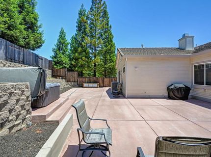 1010 Thompson Cir, Folsom, CA 95630 Photo