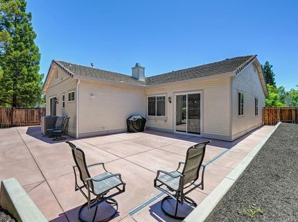 1010 Thompson Cir, Folsom, CA 95630 Photo