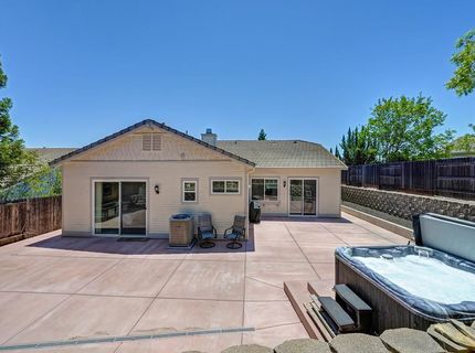 1010 Thompson Cir, Folsom, CA 95630 Photo