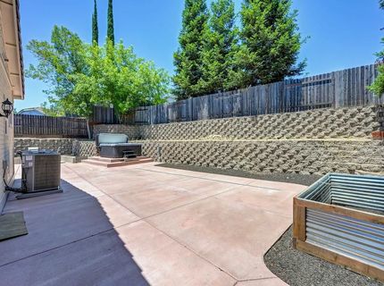 1010 Thompson Cir, Folsom, CA 95630 Photo