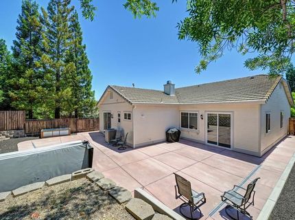 1010 Thompson Cir, Folsom, CA 95630 Photo
